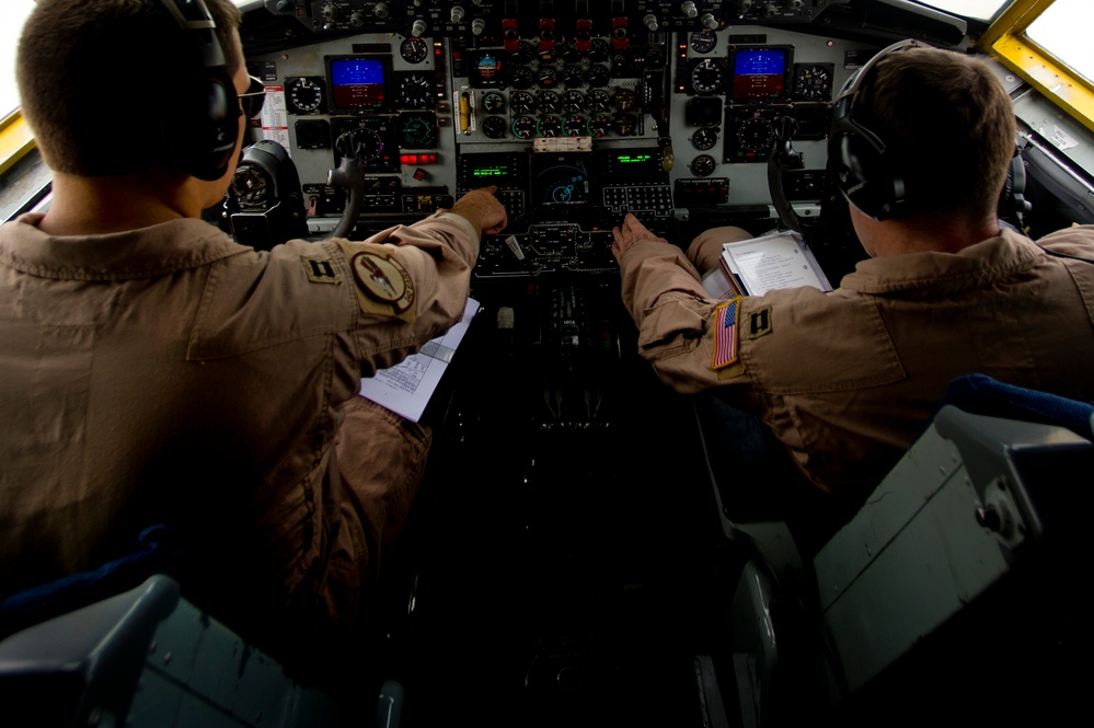 KC-135 Air Refueling Mission