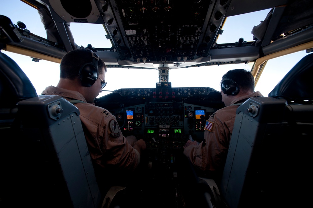 KC-135 Air Refueling Mission