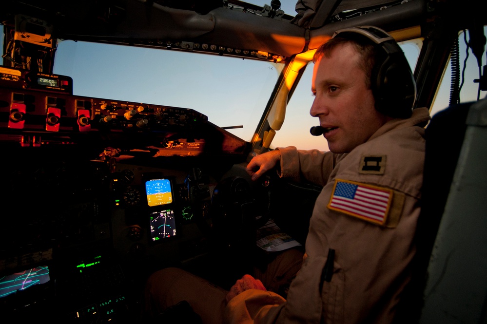 KC-135 Air Refueling Mission