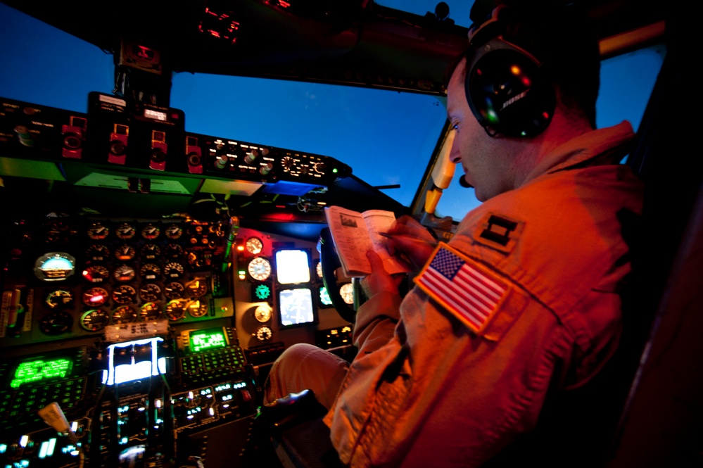 KC-135 Air Refueling Mission