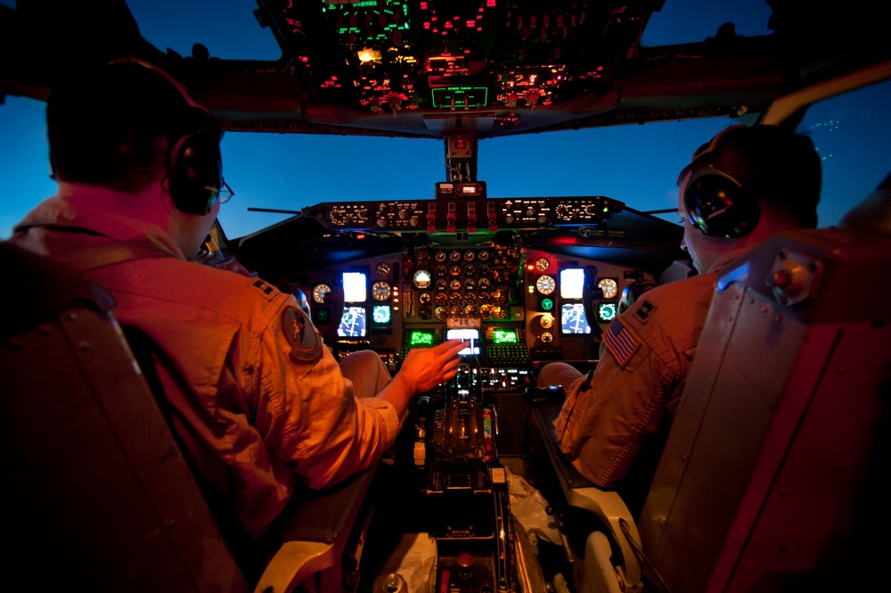 KC-135 Air Refueling Mission