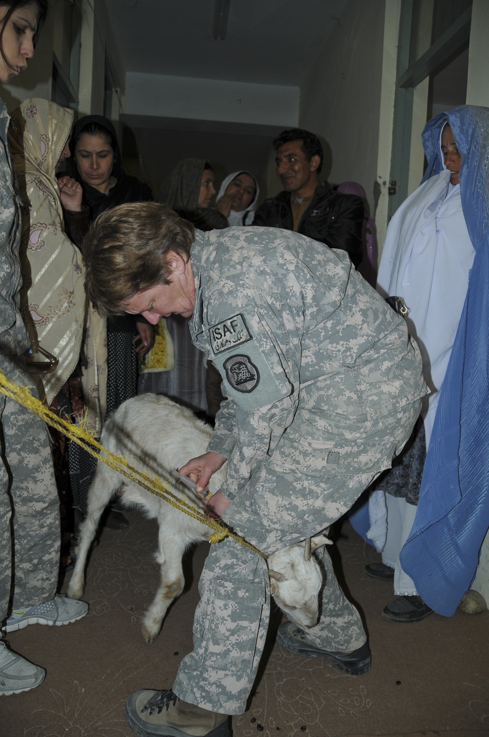 Noor Gal women receive vet training
