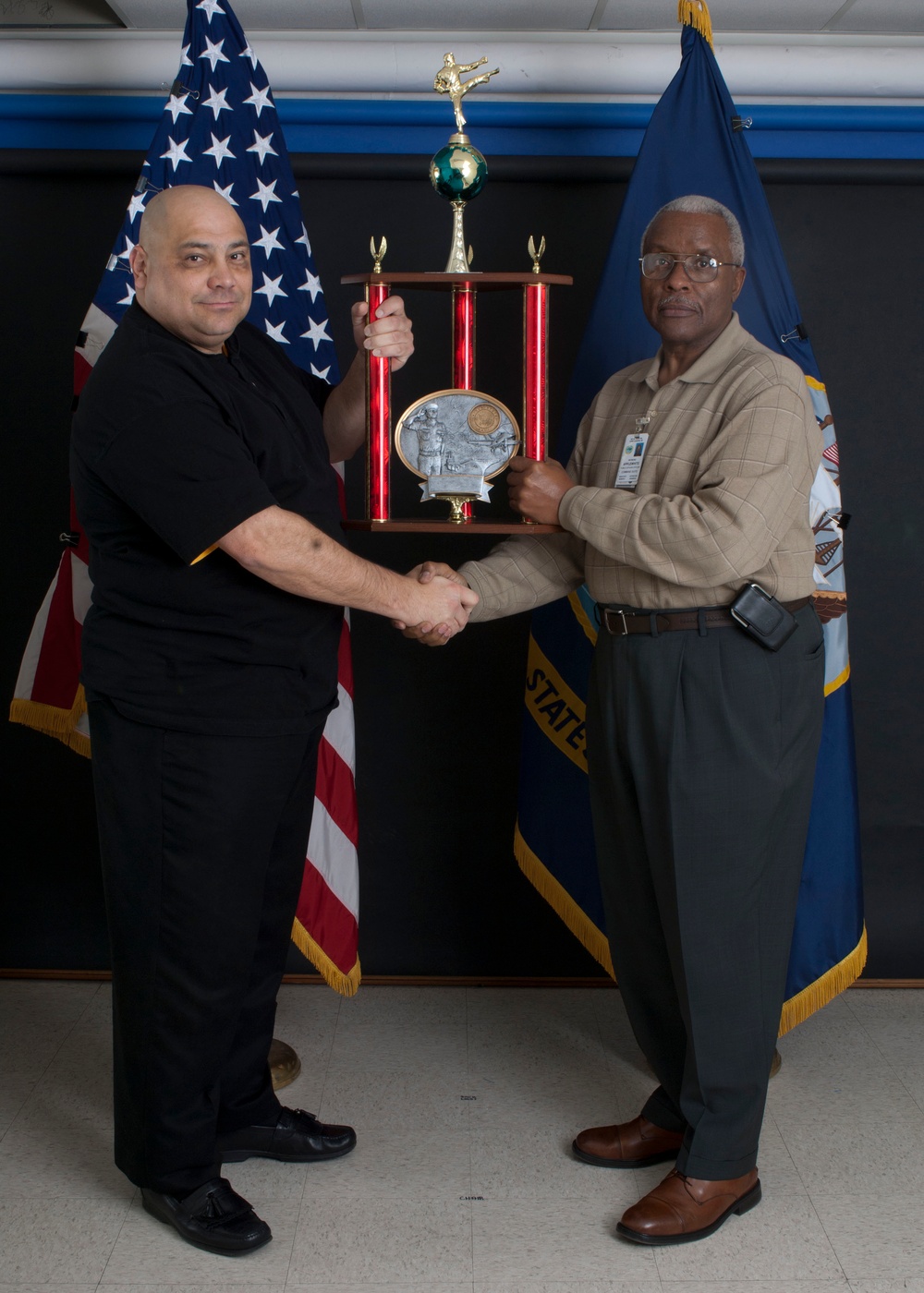 Applewhite receives Lester Ford Veterans Spirit Award