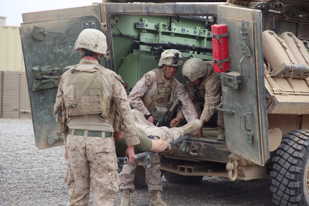 LAR Marines, sailors train for medical emergencies