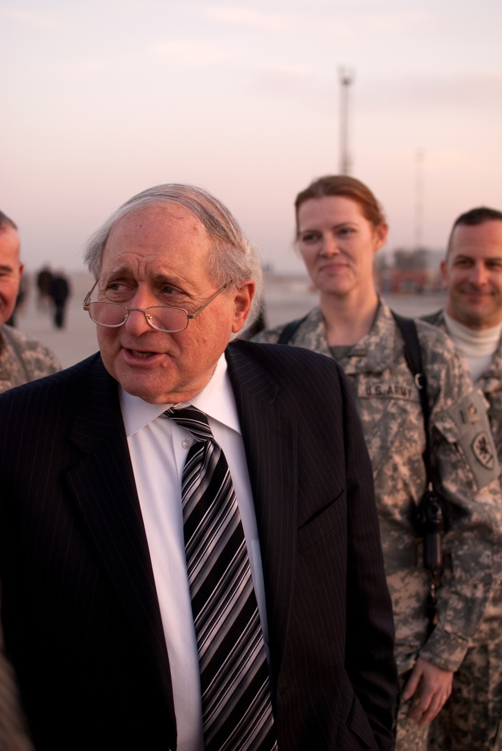 Deployed Michigan National Guard aviators transport, meet with home state senator