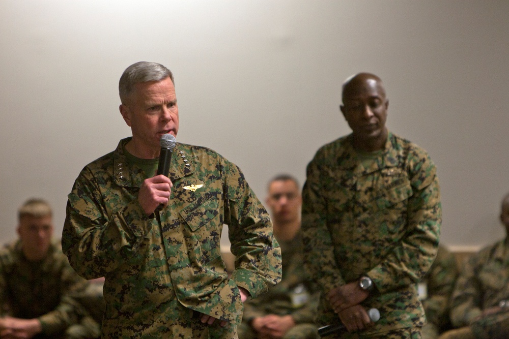 Commandant of the Marine Corps visit