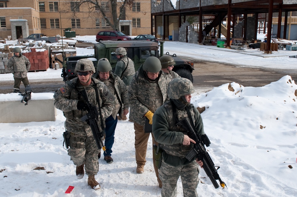 Indiana National Guard Soldiers help prepare civilians for deployment