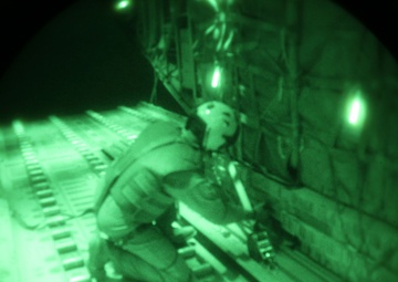 Hercules rain supplies during aerial delivery