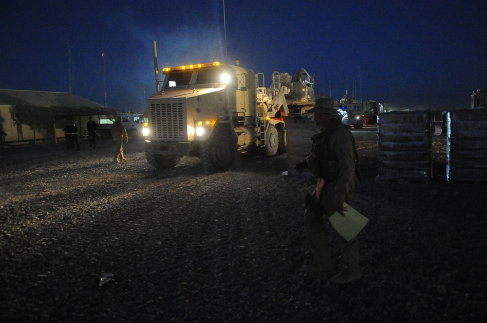 Seabee Convoy Makes an Early Start