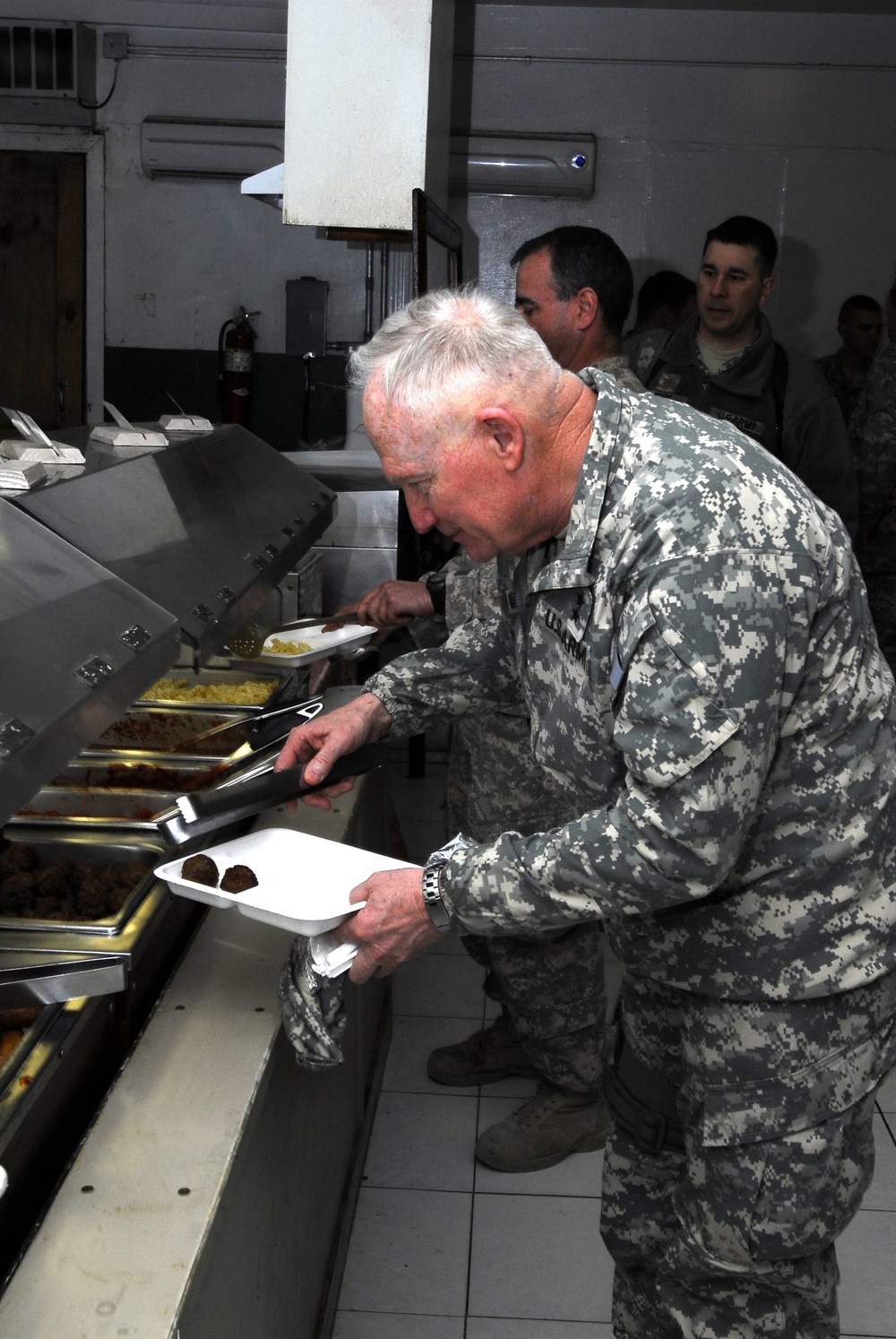 Maj. Gen. Carpenter visits Camp Montrond