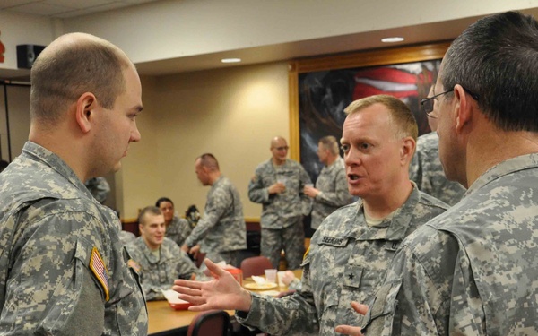 Emerging Leaders Gain Insight Into Guard Officer Corps Benefits, Programs