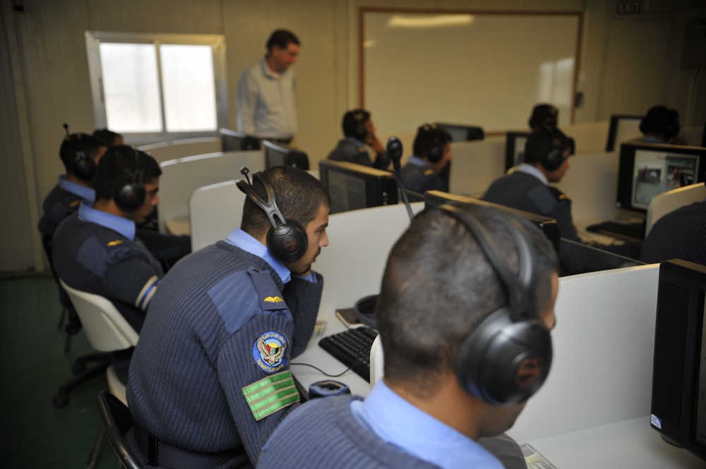 Iraqi Air Force College opens English language training computer lab