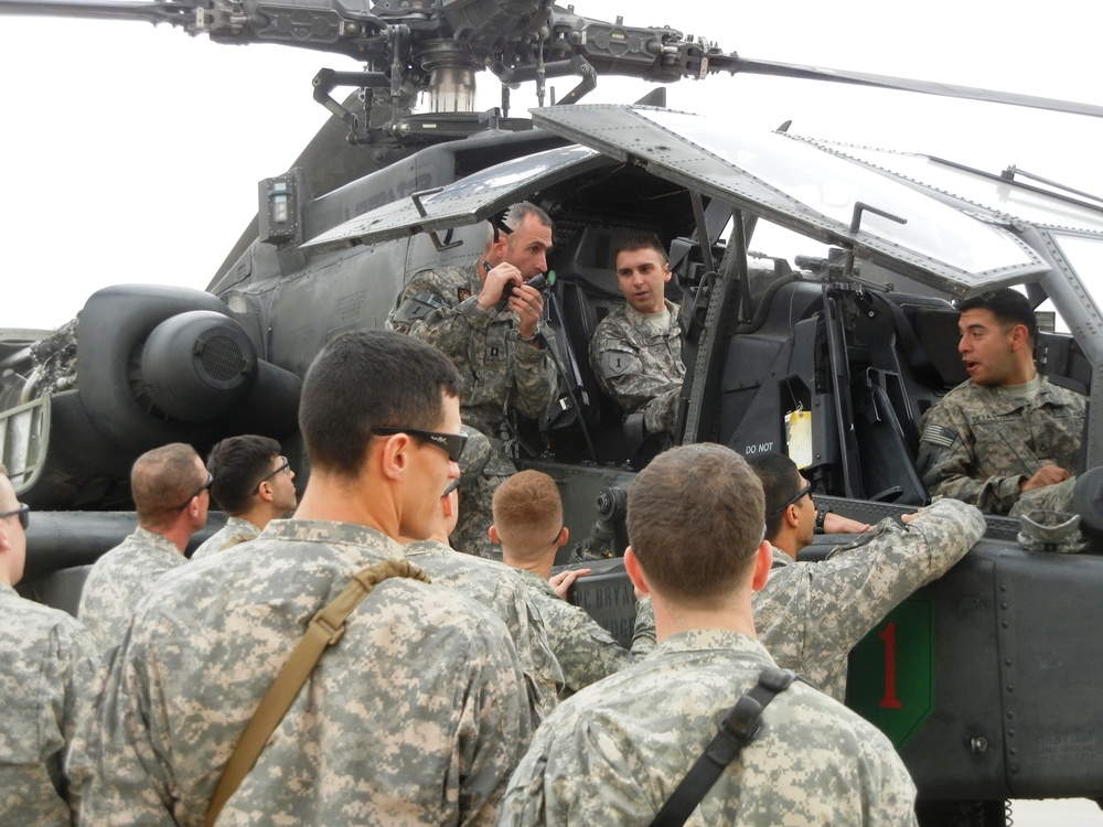 USD-C soldiers receive AH-64 Apache helicopter training