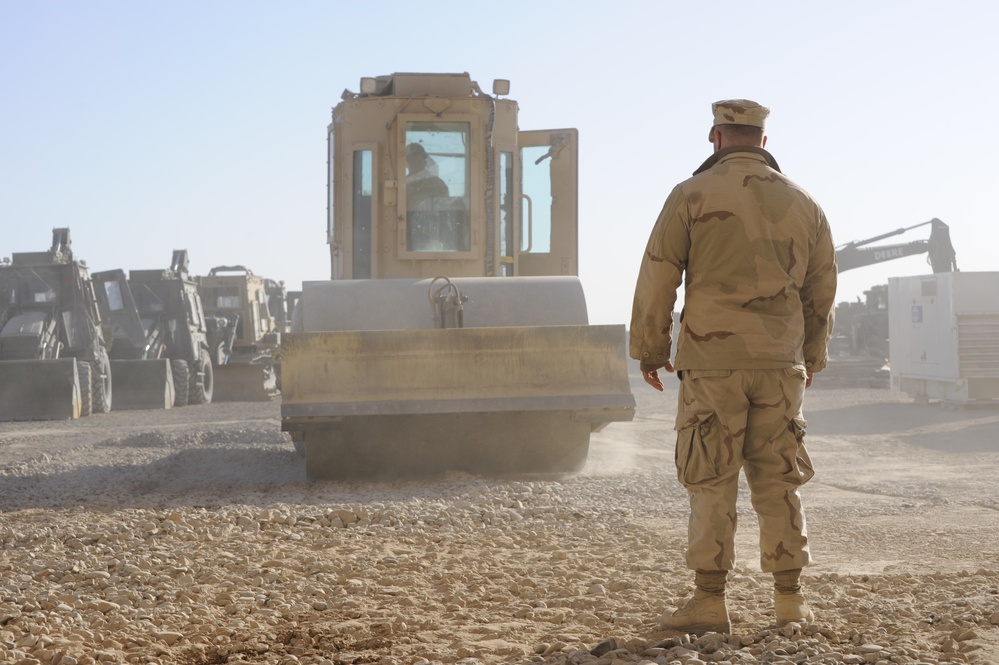 NMCB 3's Alfa Company Prepares for Rain