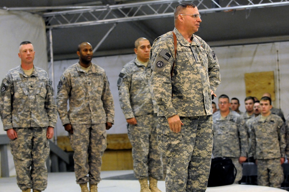 Army Reserve Chief re-enlists troops in Afghanistan