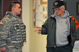 War hero visits Fort Wainwright Soldiers
