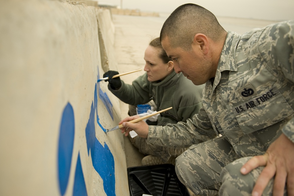 Projected picture promotes placard painting