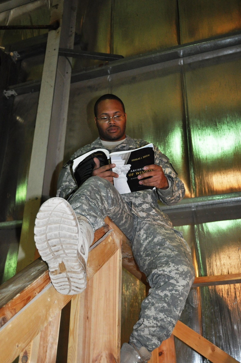 Soldiers continue civilian education while deployed