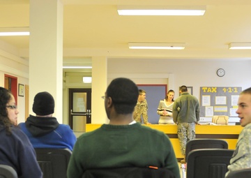 USAG Baumholder Tax Center assists Soldiers, spouses with income taxes