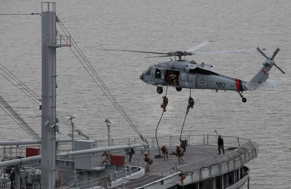 Marines practice recapturing ship