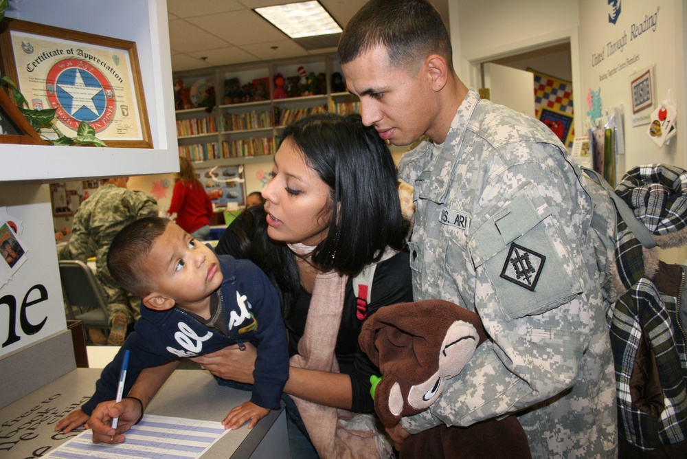 Soldiers step into the reading room