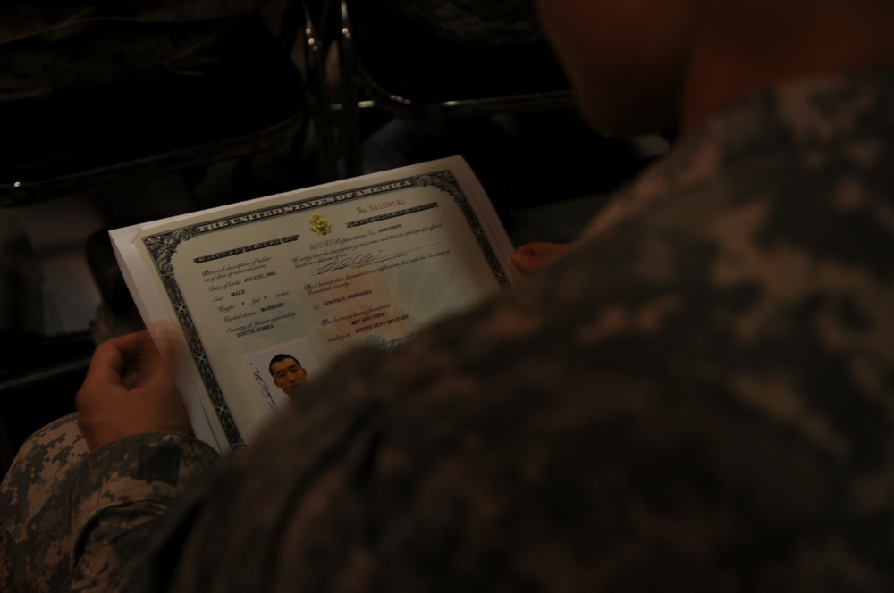 3 Iron Eagle Soldiers, 94 others become US citizens in Afghanistan