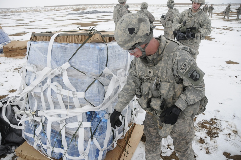 Lifeliners, US Air Force deliver 120 bundles despite snow