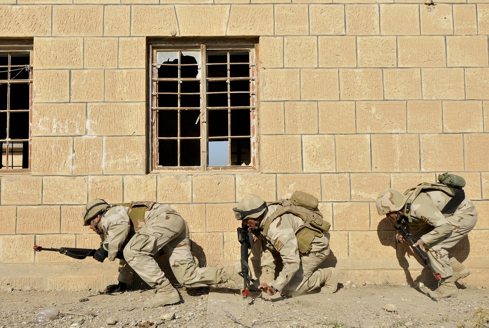 Iraqi army battalion trains for urban operations