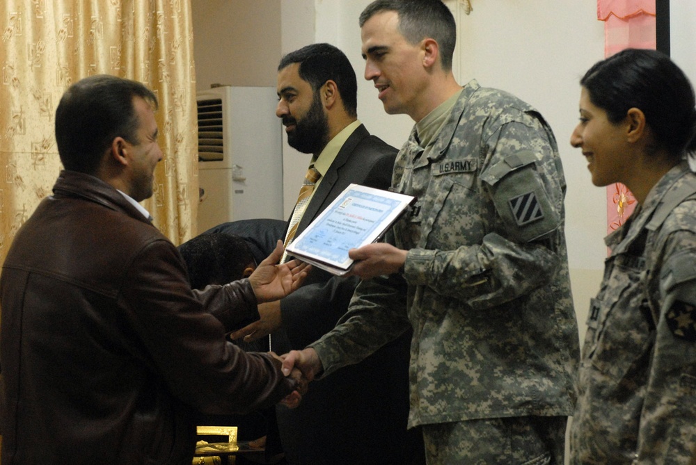 USD-C medical personnel teach trauma care course to Ramadi doctors to help save lives