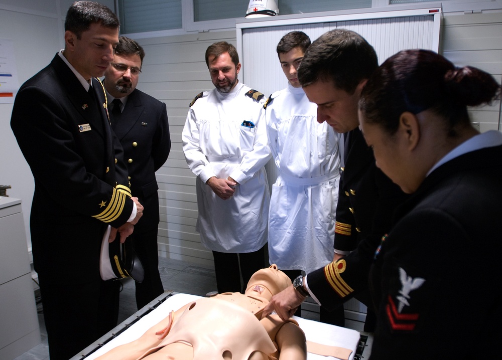 Briefing at Portuguese Navy Medical Simulation Center