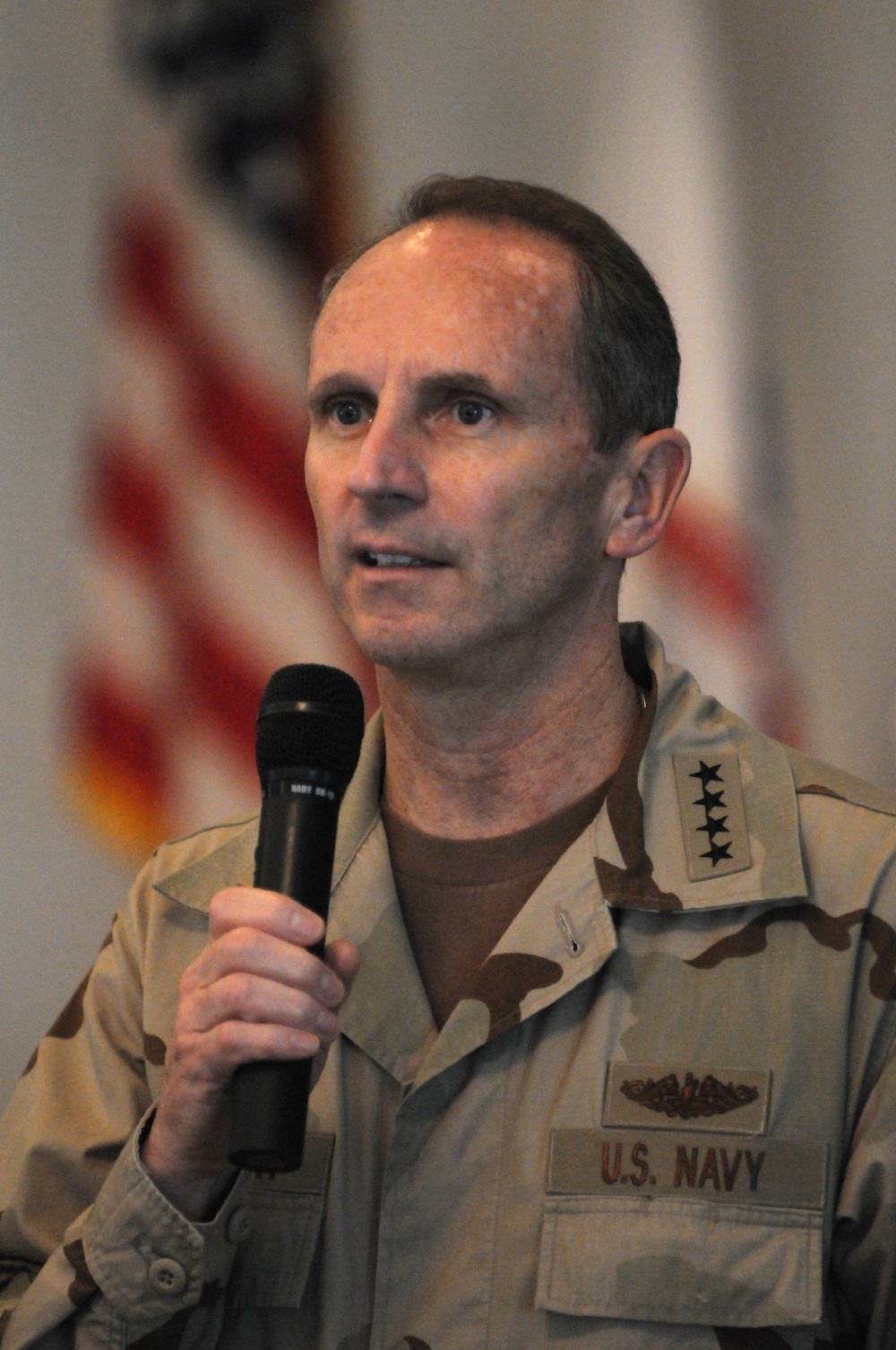 Vice Chief of Naval Operations Adm. Jonathan W. Greenert speaks with Sailors from Joint Task Force (JTF) Guantanamo