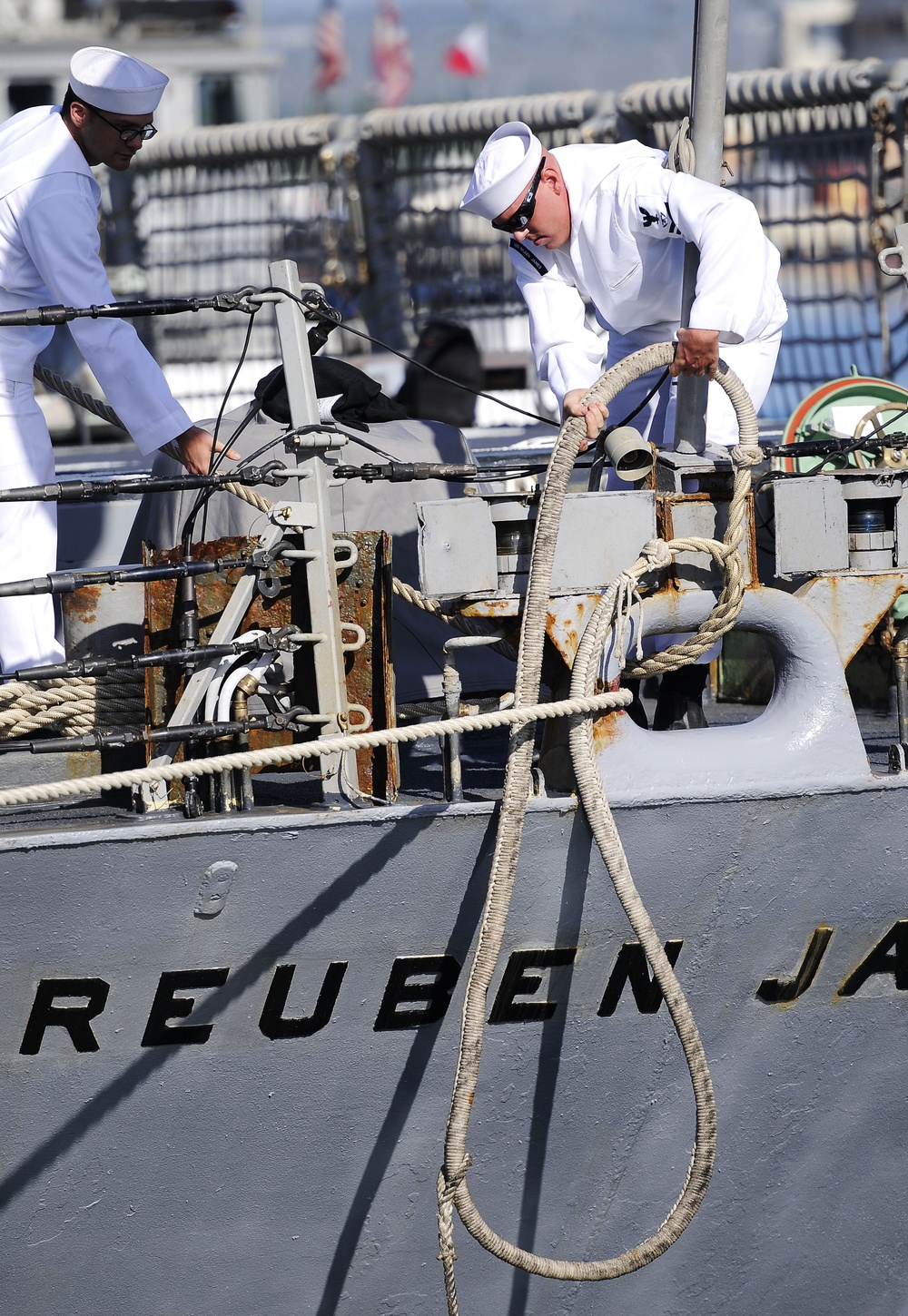 USS Reuben James departs Pearl Harbor