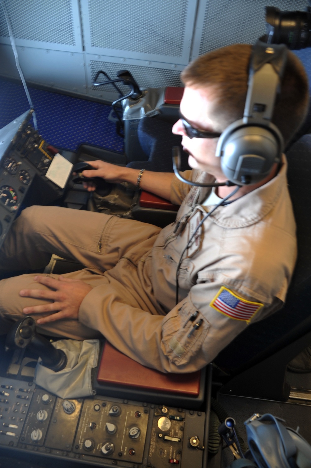 Mobility airmen keep steady air refueling pace in 2010 for deployed ops