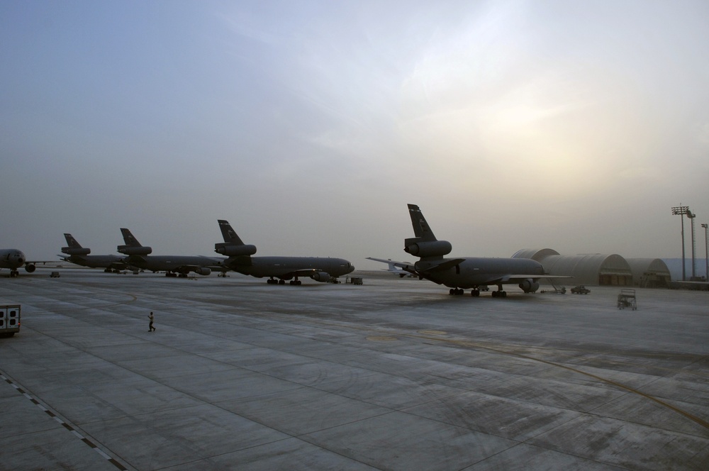 Mobility airmen keep steady air refueling pace in 2010 for deployed ops