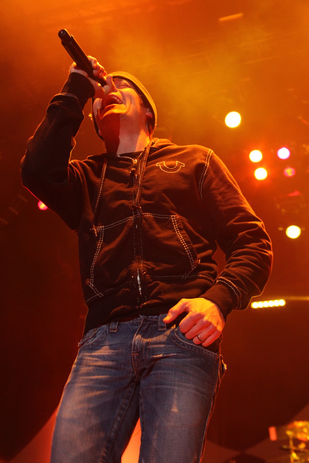 Cherry Point Marines rock with 3 Doors Down