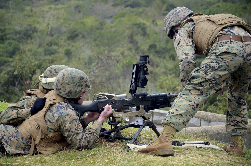 III MEF Marines train on new optics: Acquire targets fast, accurately with new M240G optics system