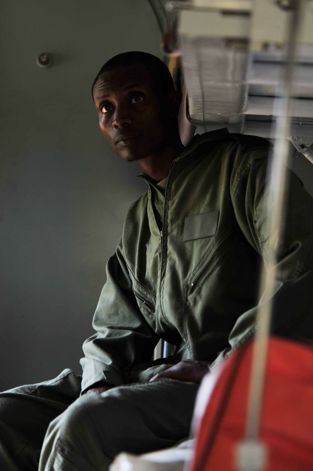 CJTF-HOA presents flight medicine seminar to RDF