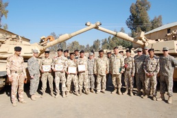 ‘Vanguard’ Battalion Soldiers assist and train Iraqi Army on the M1A1 tank