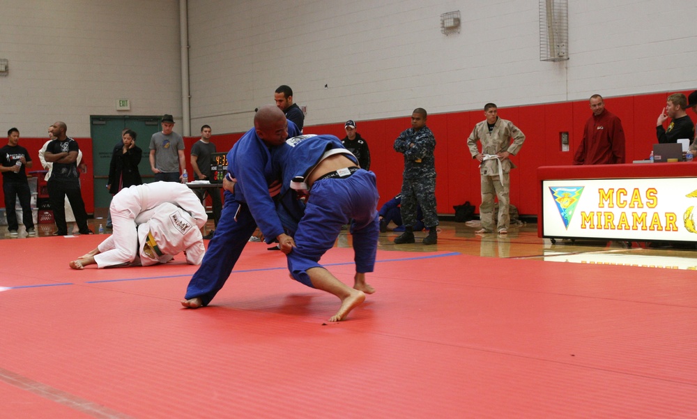 Grappling tourney attracts Southwest service members