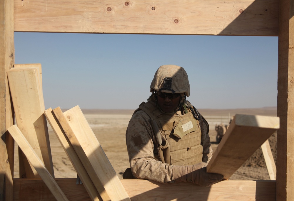 Support Company Marines multitask