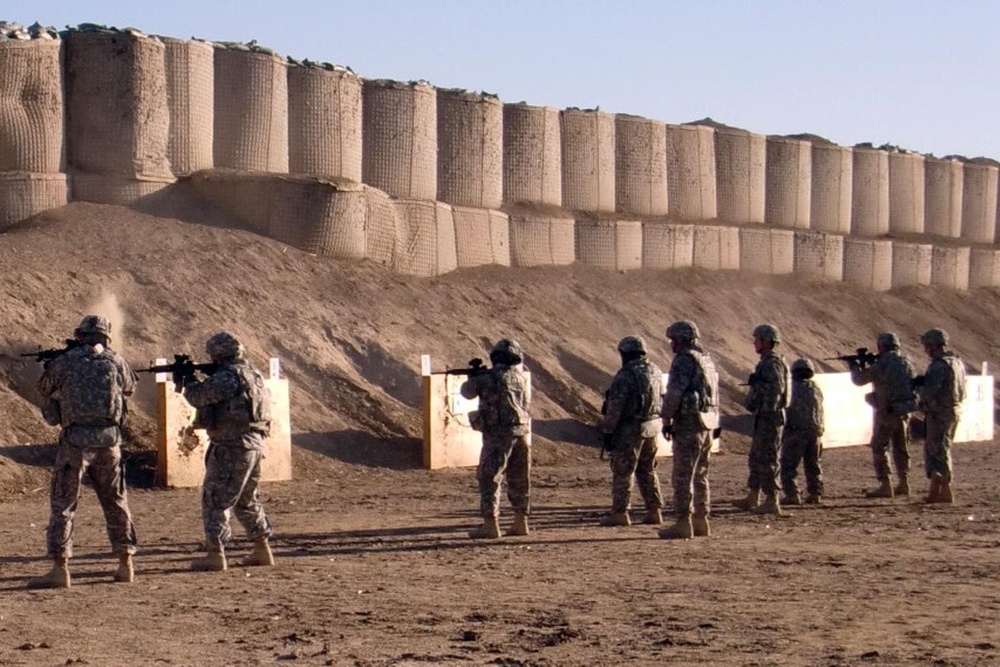 'Griffin' Battalion Soldiers conduct reflexive fire range to enhance urban combat abilities