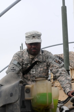 PSD Soldier sets example, helps build team