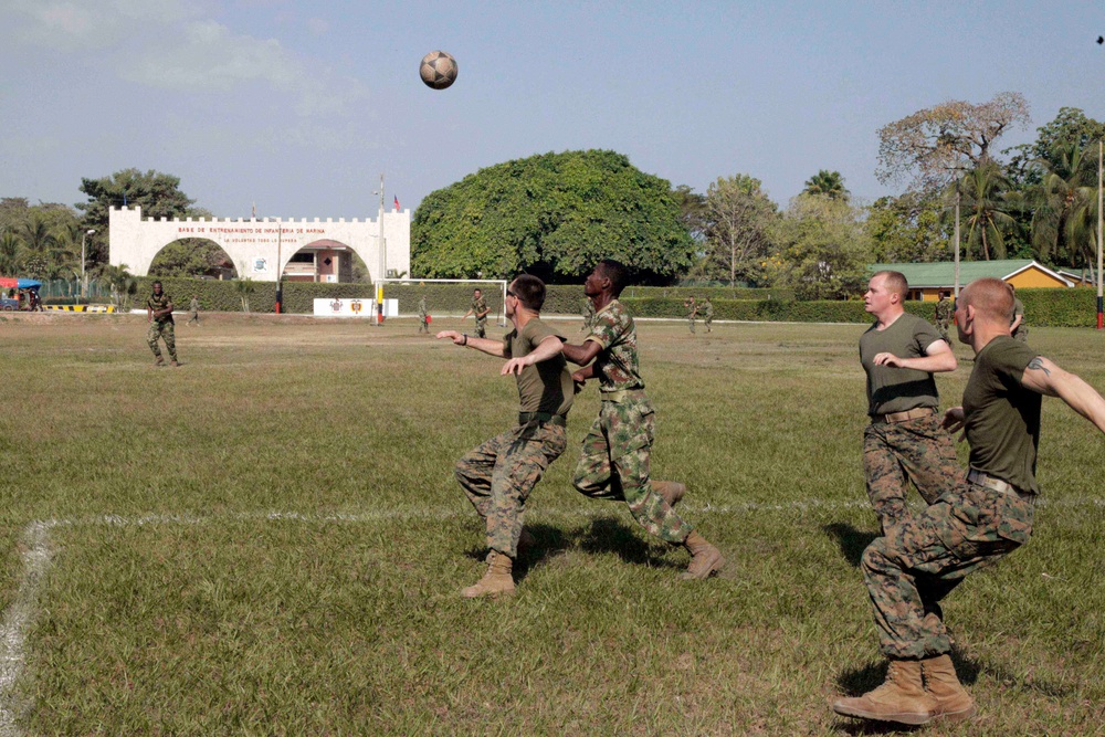 Amphibious Southern Partnership Station 2011