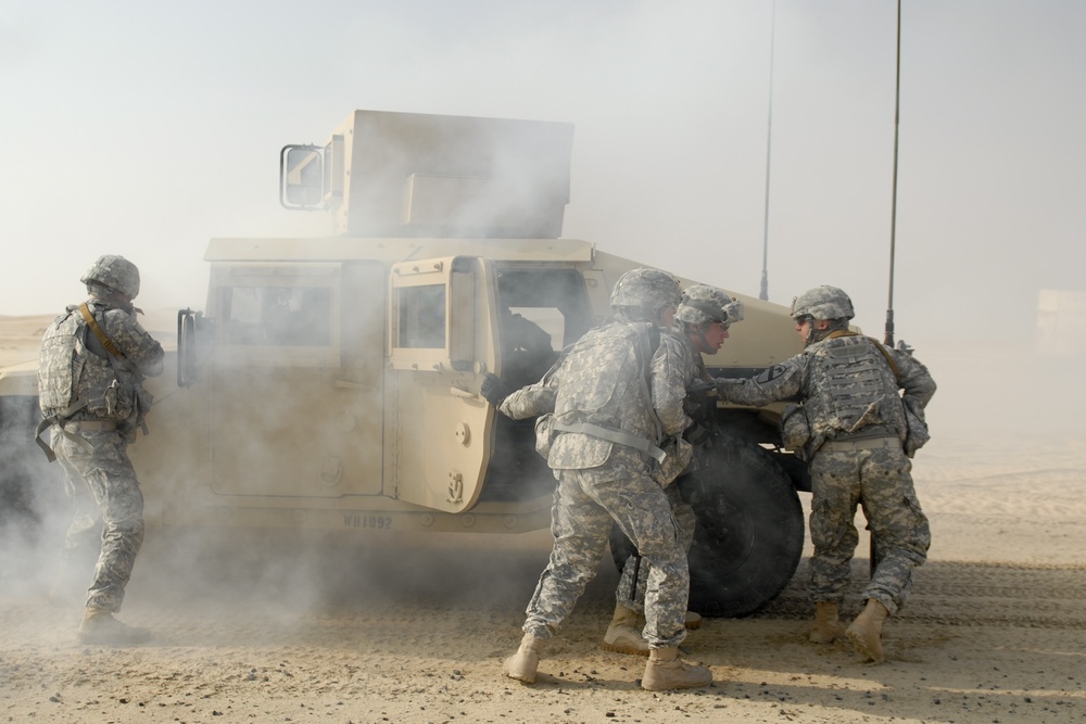 Greywolf PSD trains for Iraq mission