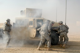 Greywolf PSD trains for Iraq mission