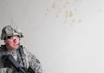 Soldier of Task Force Gridley Pulls Security