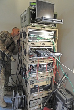 Communications soldier keeps units connected