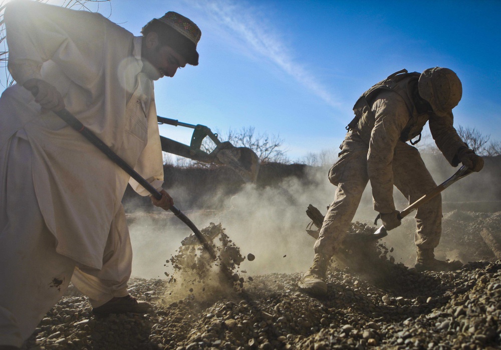 Marine engineers complete repairs to most heavily-trafficked route in Helmand province