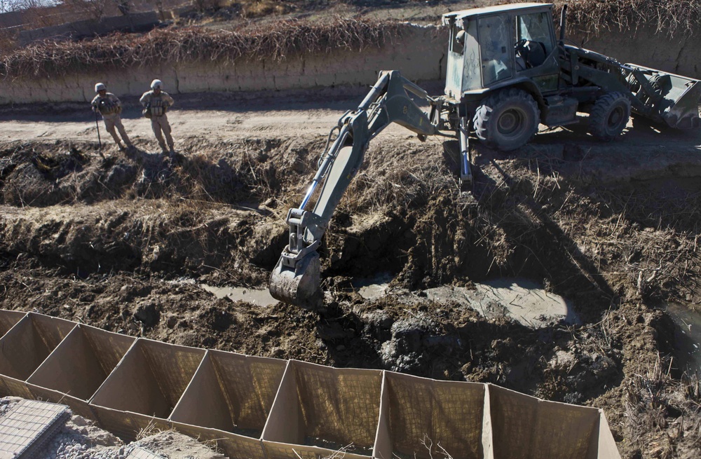 Marine engineers complete repairs to most heavily-trafficked route in Helmand province