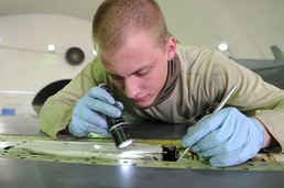 Phase maintenance keeps jets aloft